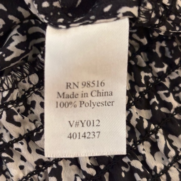 Coldwater Creek Black and White Textured Blouse - Picture 3 of 8